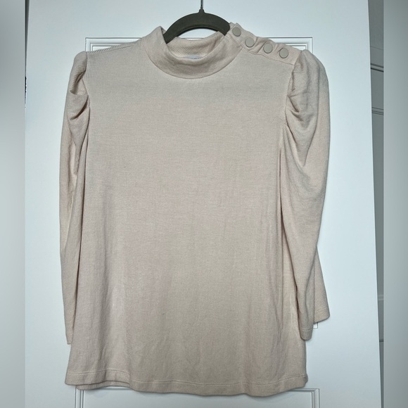 Evereve Long Sleeve Ribbed Button Mock Neck Top (Small) - Picture 2 of 3